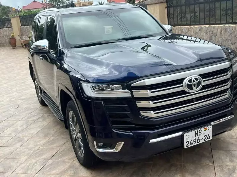 Toyota Land Cruiser VX   - 2021