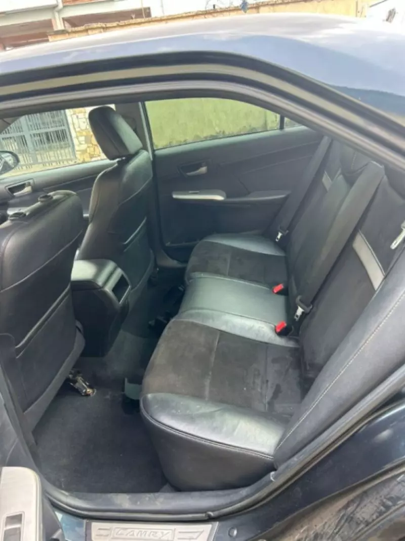 Toyota Camry   - 2014