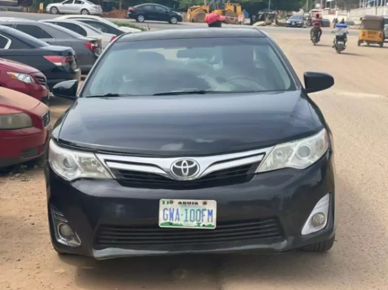 Toyota Camry   - 2012