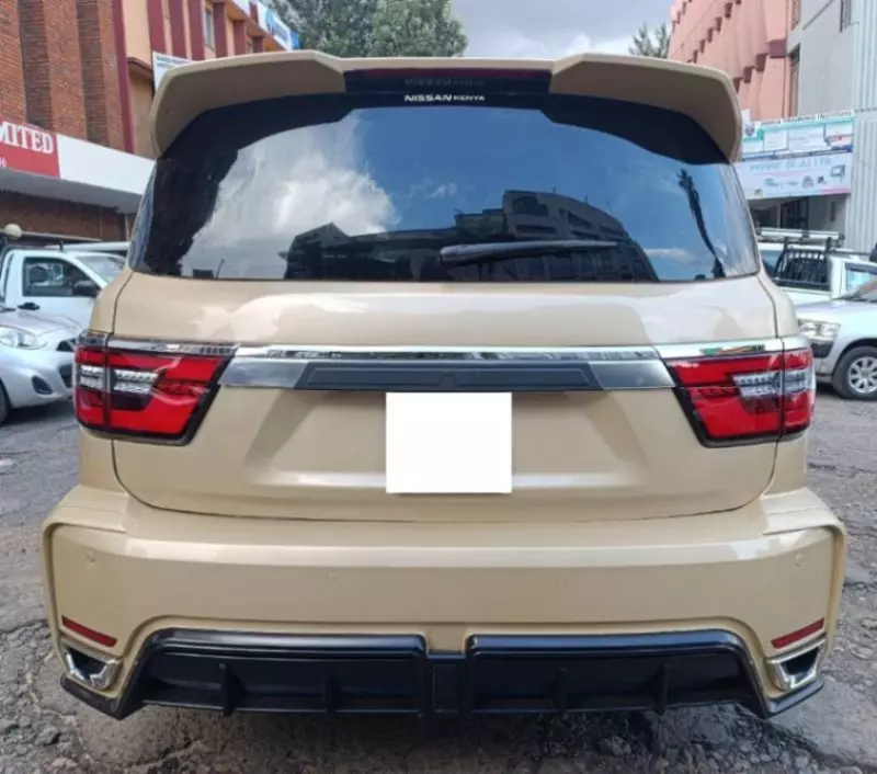 Nissan Patrol   - 2016