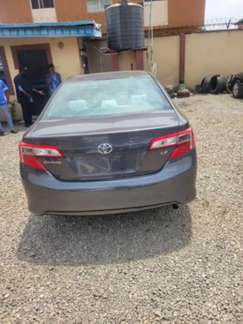Toyota Camry   - 2013