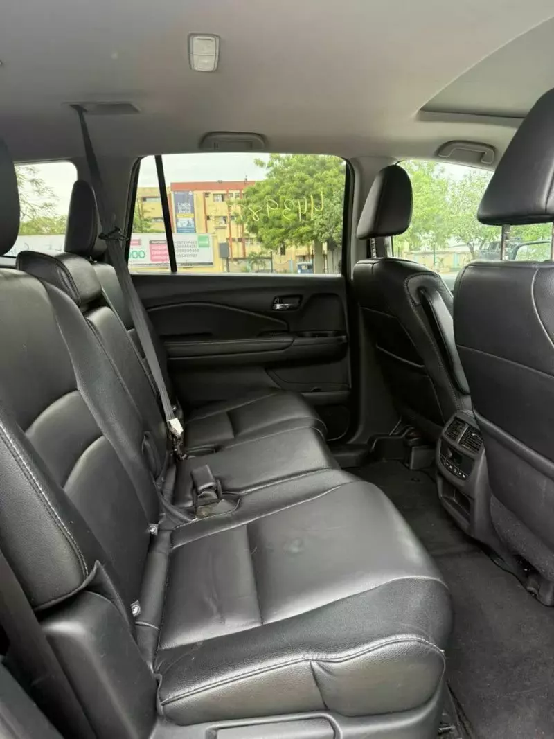 Honda Pilot   - 2017