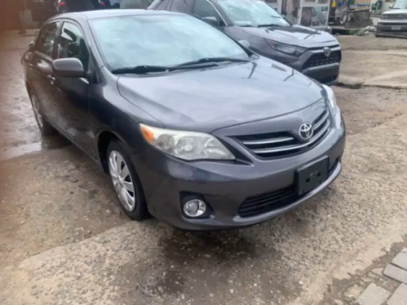 Toyota Corolla   - 2013