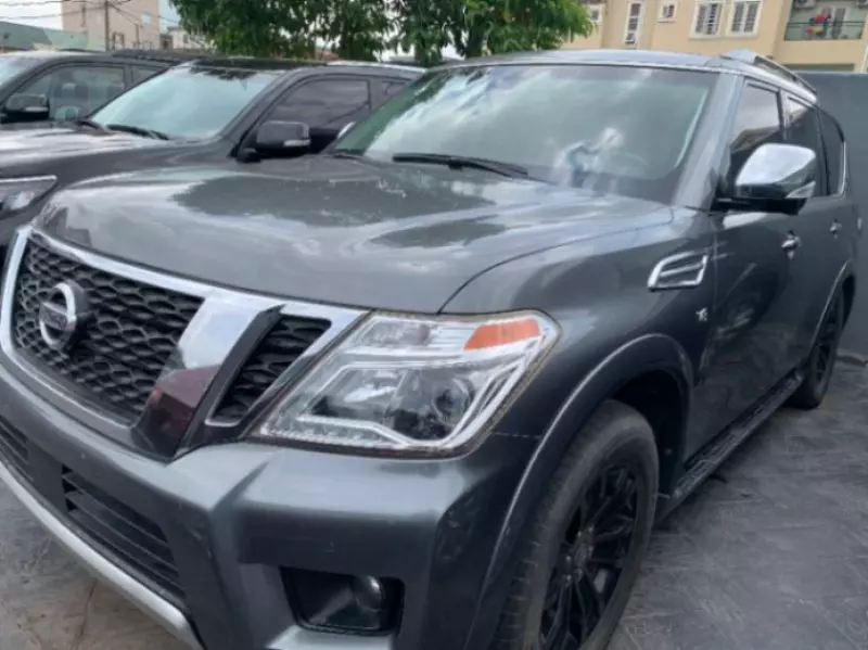 Nissan Armada   - 2017
