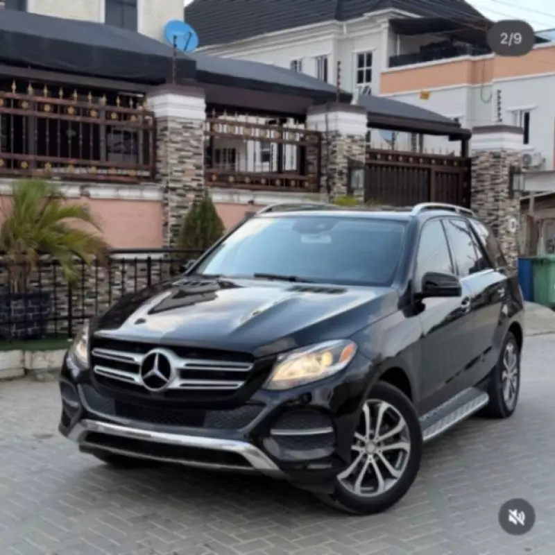 Mercedes-Benz GLE-Class   - 2016