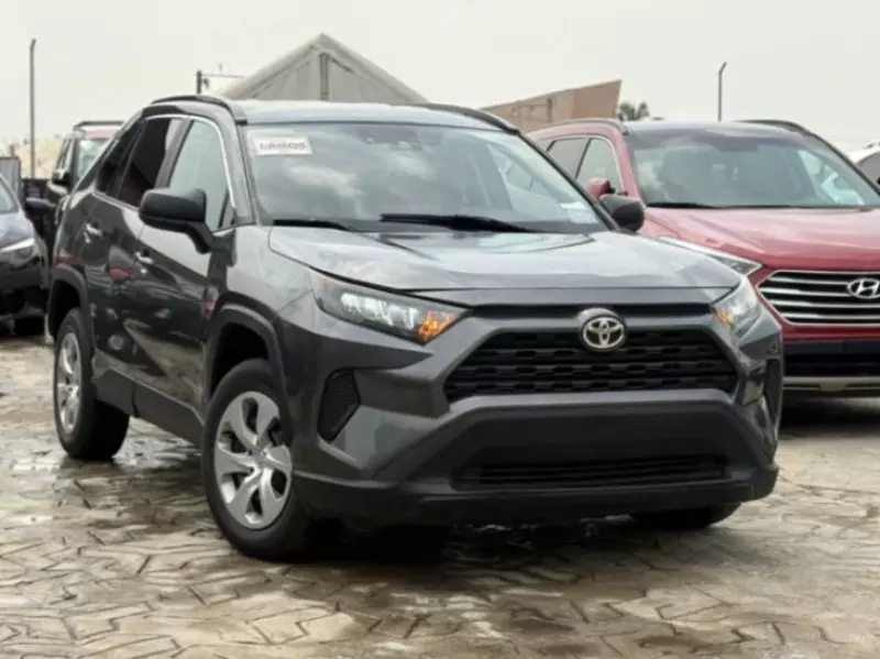 Toyota RAV 4   - 2021