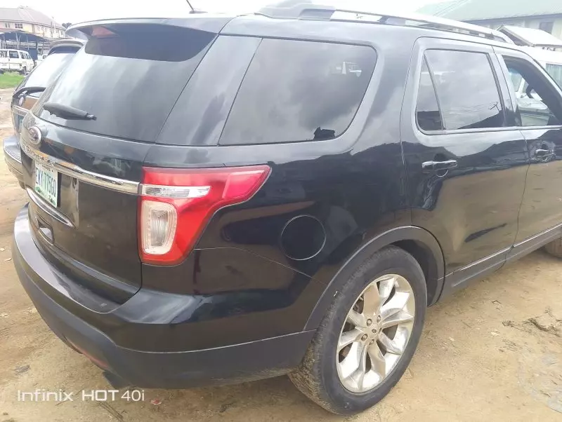 Ford Explorer   - 2012