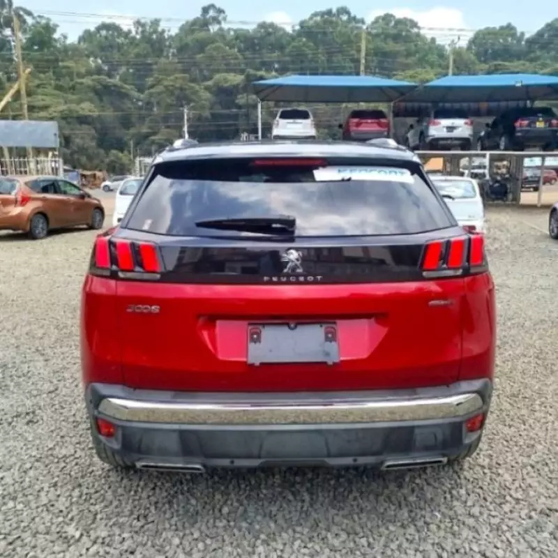 Peugeot 3008   - 2018