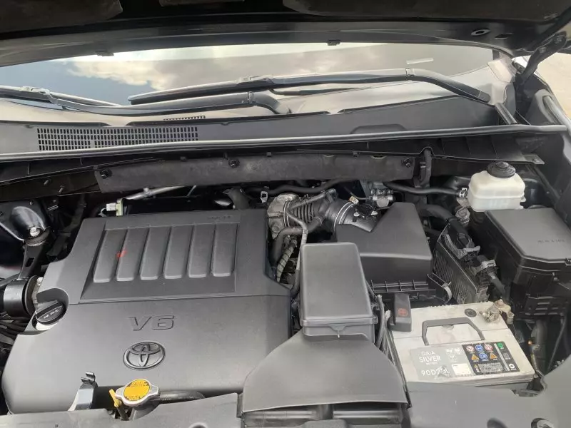 Toyota Highlander   - 2014