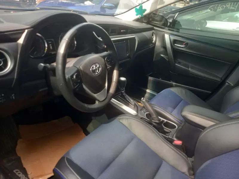 Toyota Corolla   - 2018