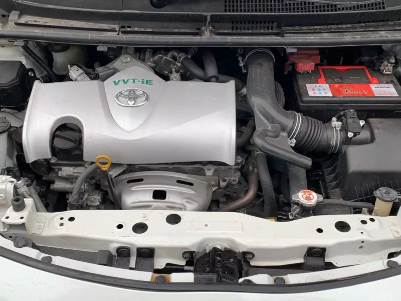 Toyota Sienta   - 2018