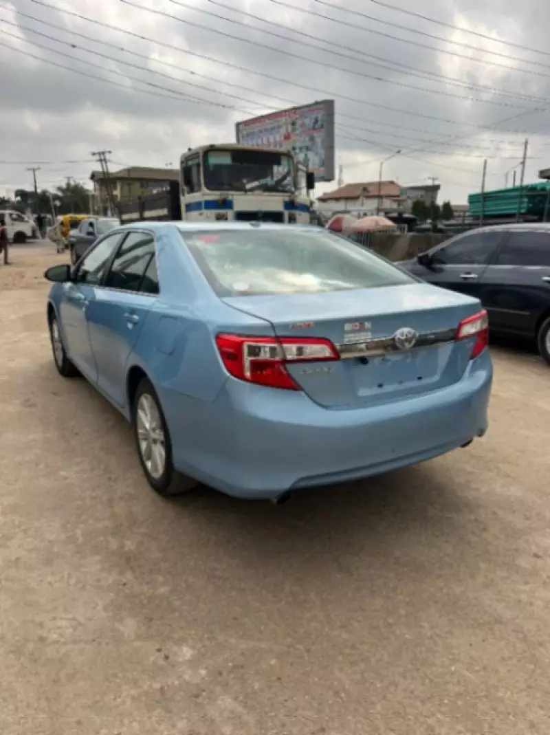 Toyota Camry   - 2007