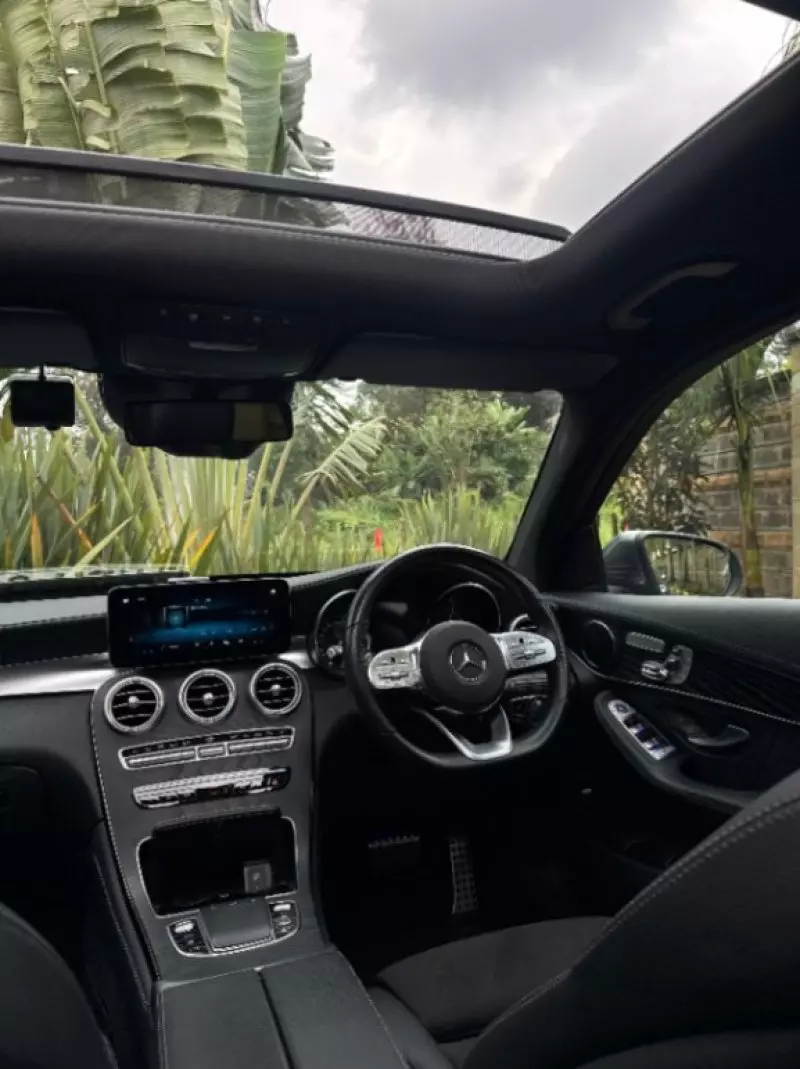 Mercedes-Benz GLC 220   - 2018