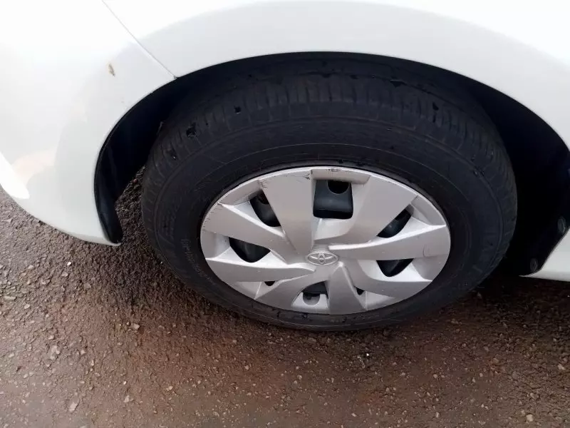 Toyota Vitz   - 2016