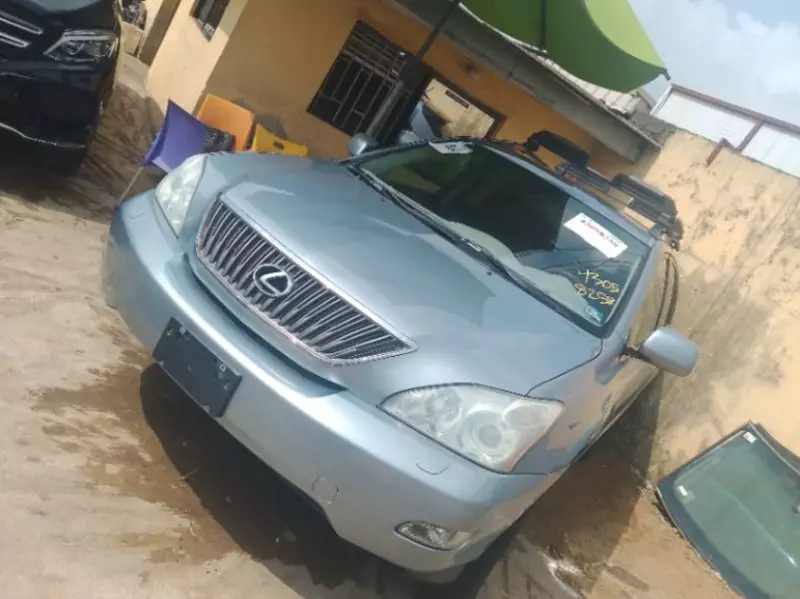 Lexus RX 330