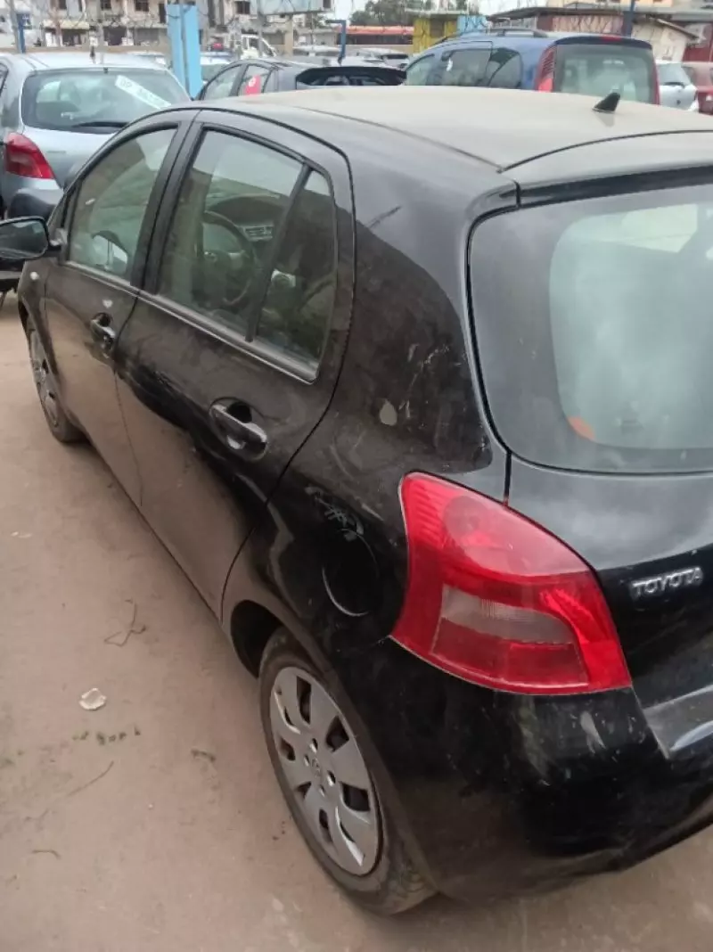 Toyota Yaris   - 2010