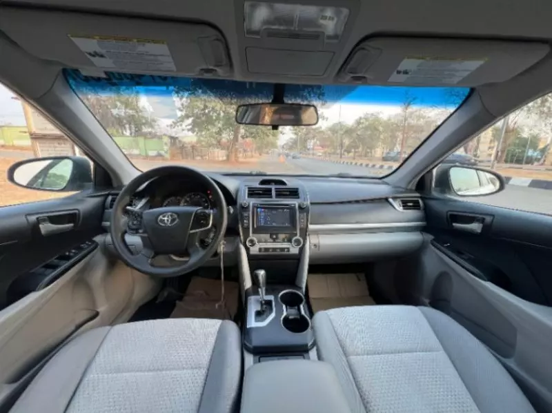 Toyota Camry   - 2013