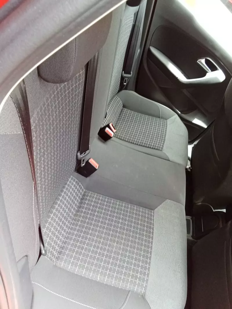 Volkswagen Polo   - 2017