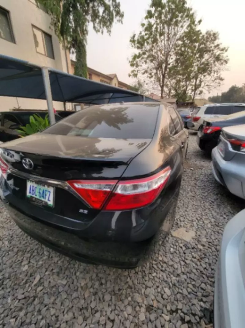 Toyota Camry   - 2017