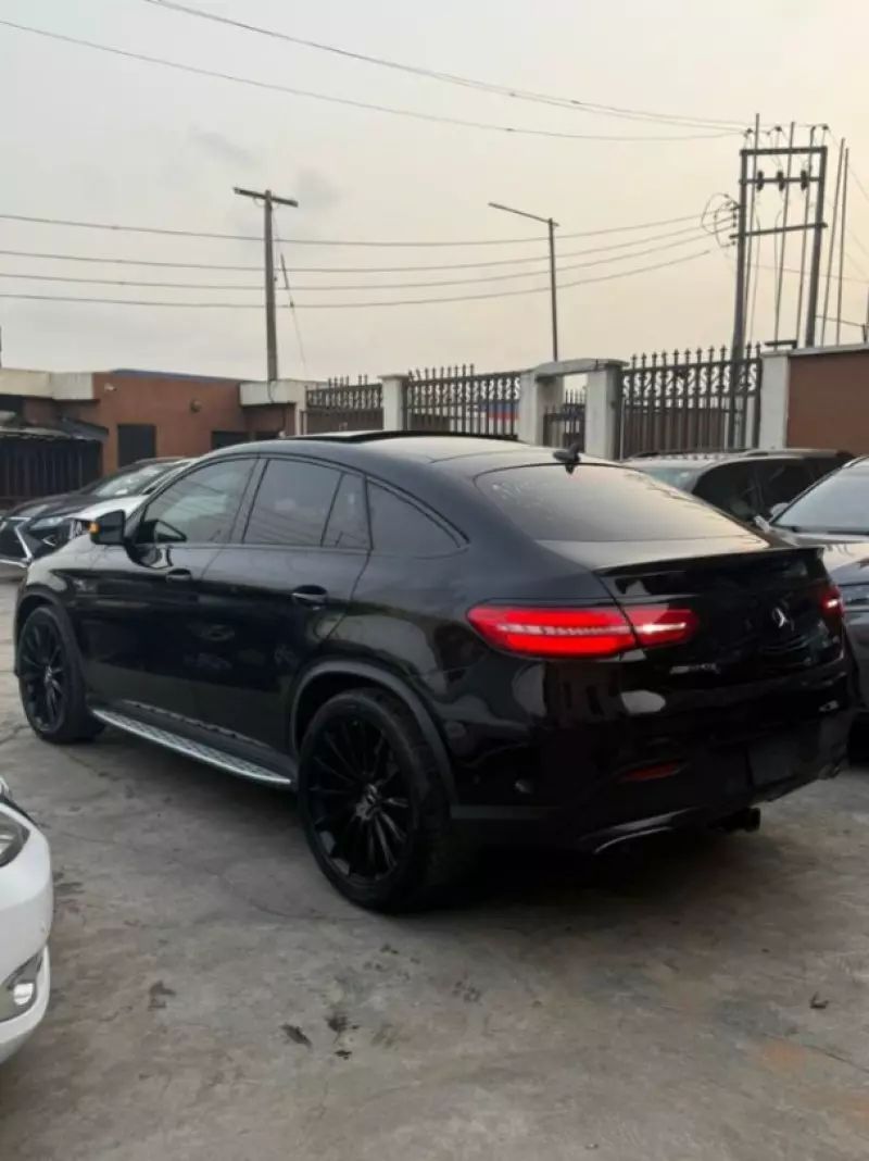 Mercedes-Benz GLE-Class   - 2018