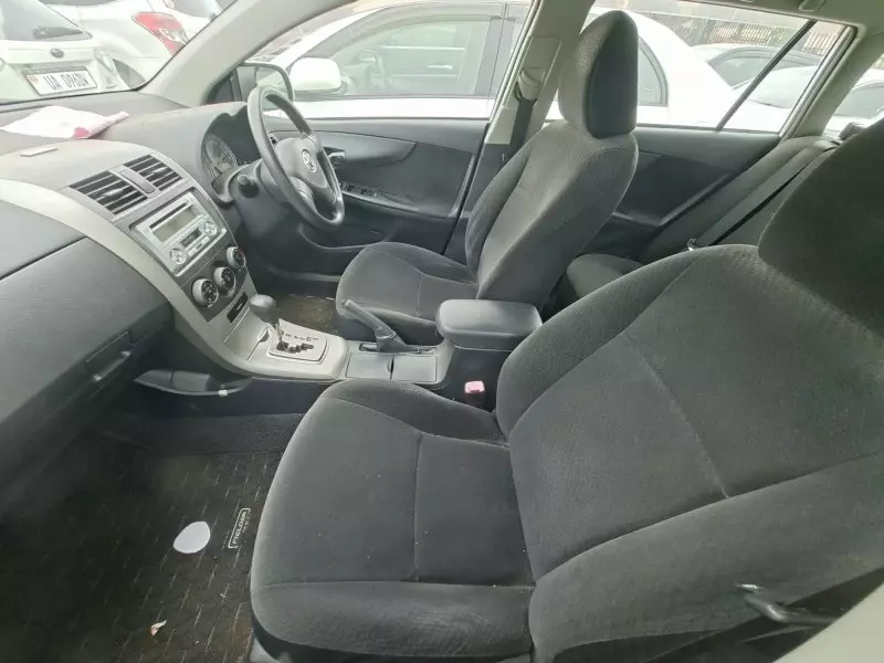 Toyota Fielder    - 2011