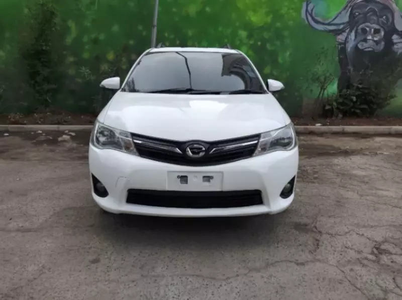 Toyota Fielder    - 2014