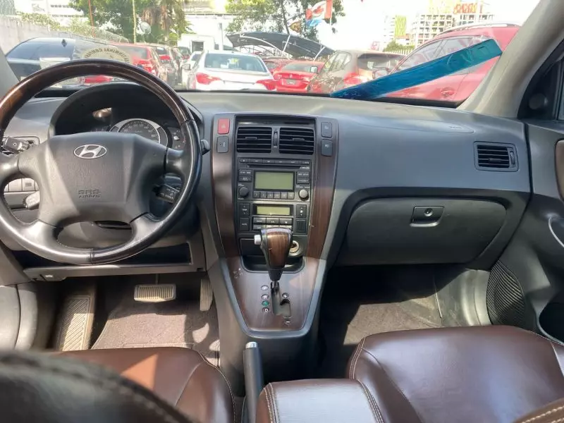 Hyundai Tucson   - 2008