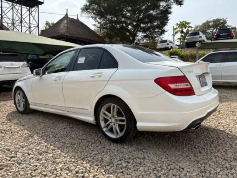 Mercedes-Benz C-Class   - 2014