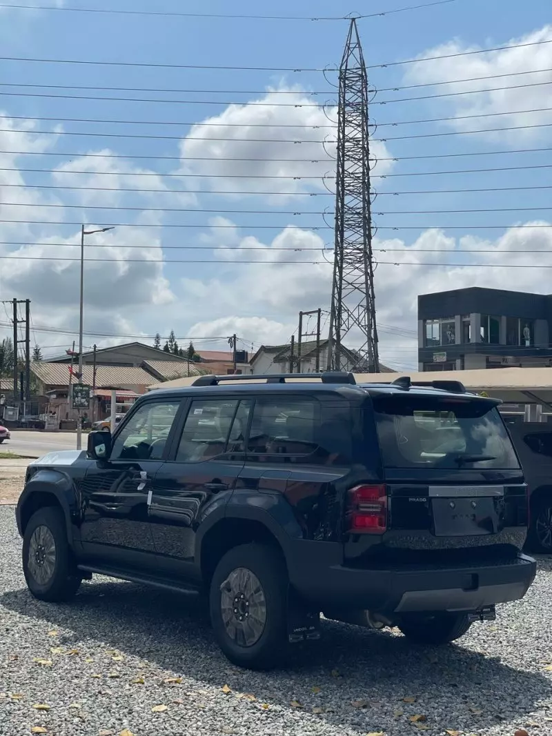 Toyota Prado   - 2024