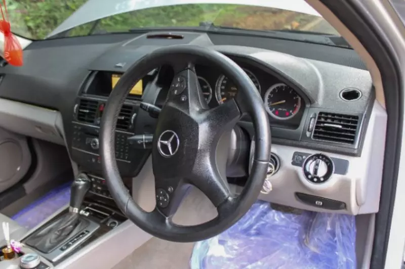 Mercedes-Benz C200   - 2008