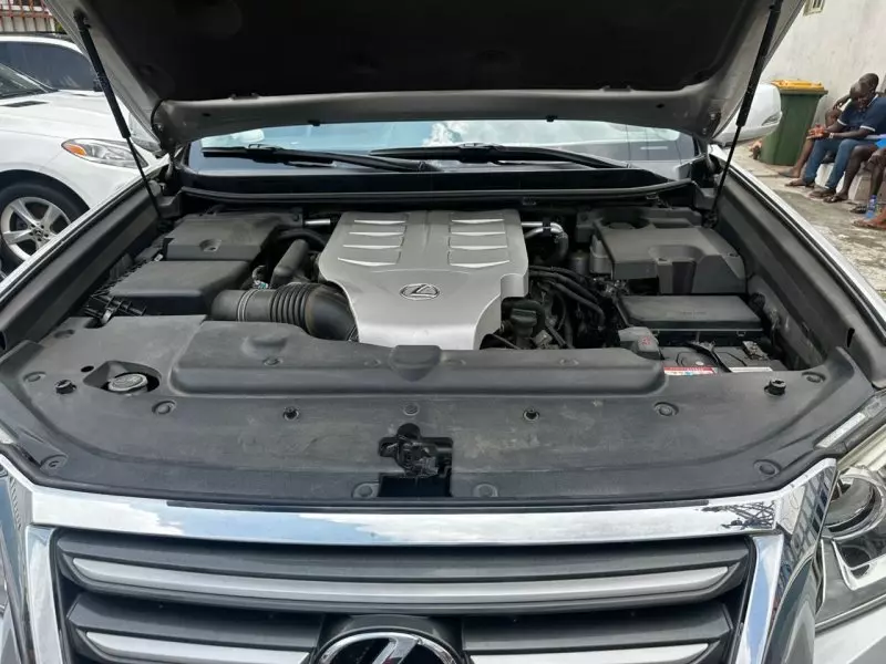 Lexus GS 460   - 2015