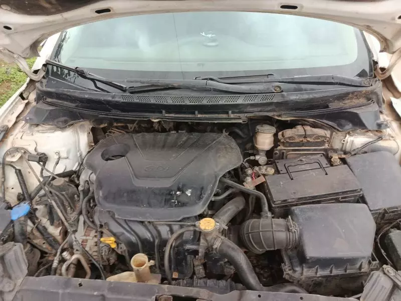 Hyundai ELANTRA 1,6L BVA GLS New