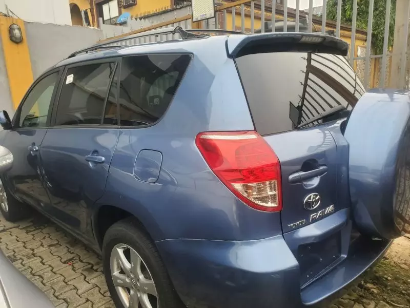 Toyota RAV 4   - 2007