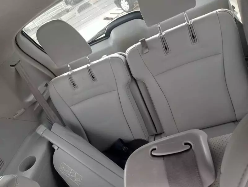 Toyota Highlander   - 2013