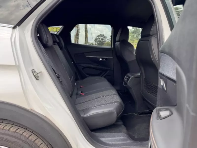 Peugeot 3008   - 2018