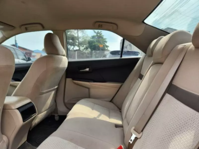 Toyota Camry   - 2014