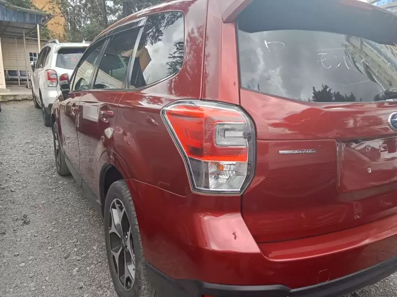 Subaru Forester   - 2017