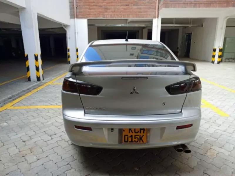 Mitsubishi Galant   - 2009