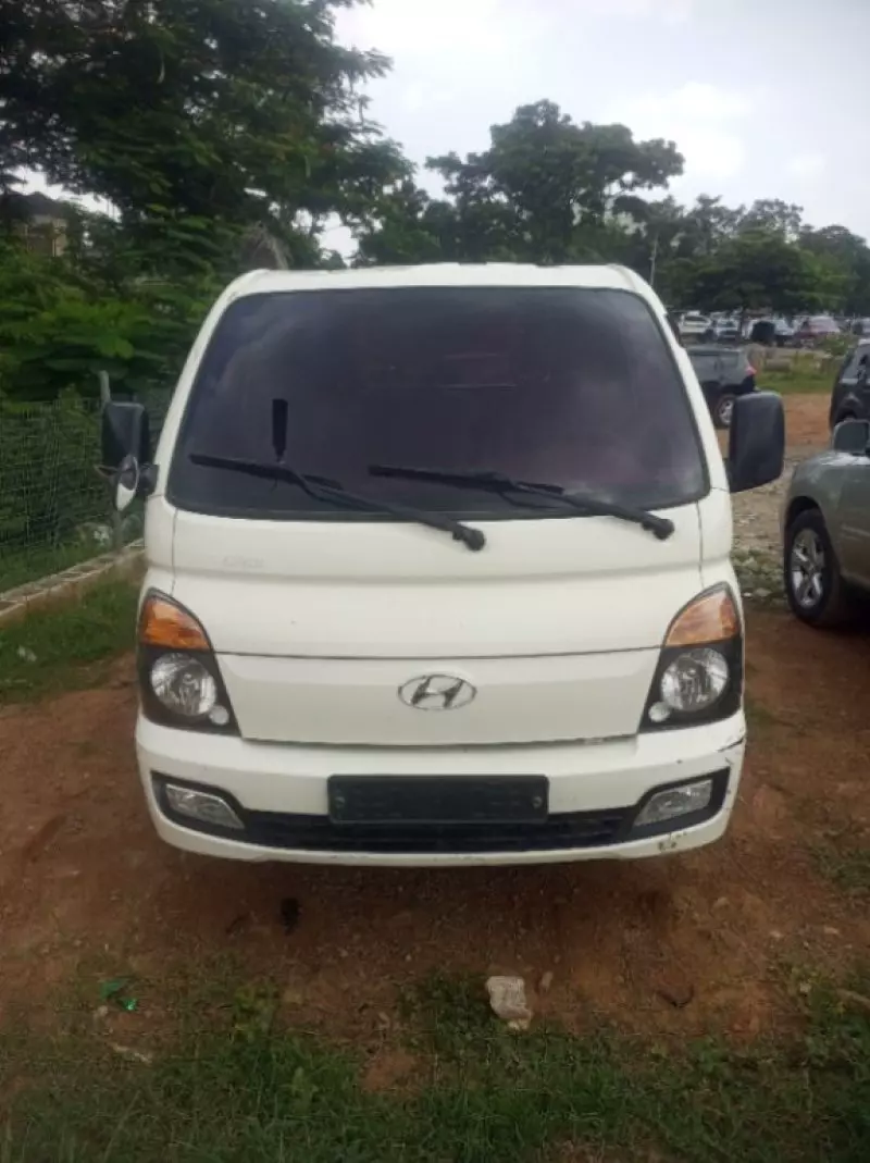 Hyundai HD TRUCK    - 2015