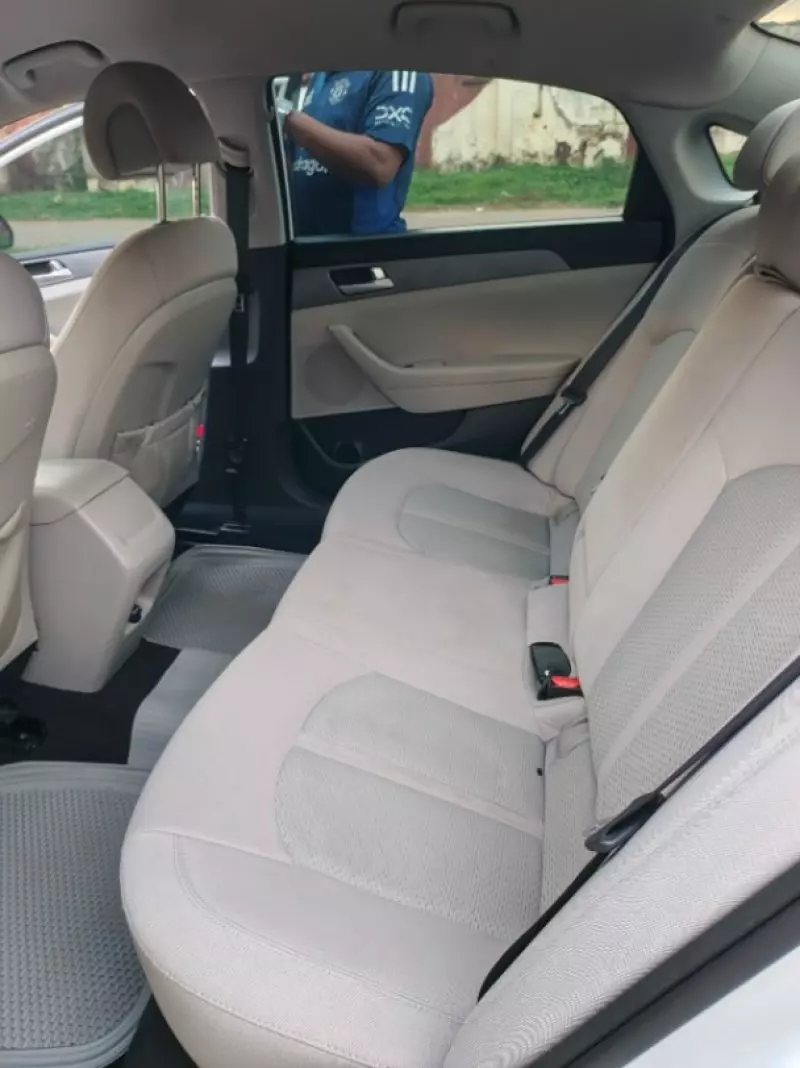 Hyundai Sonata   - 2015