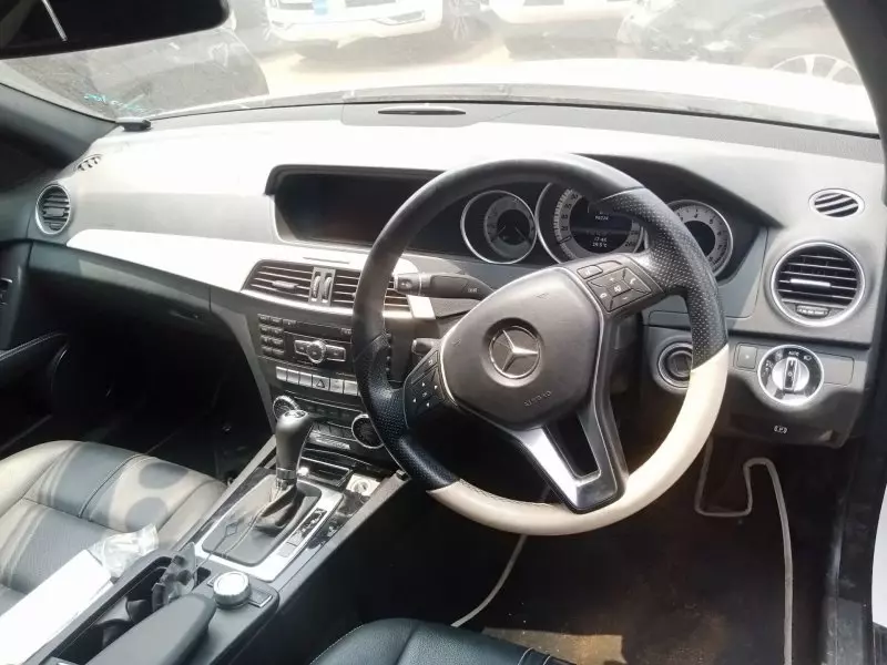 Mercedes-Benz C 180   - 2012