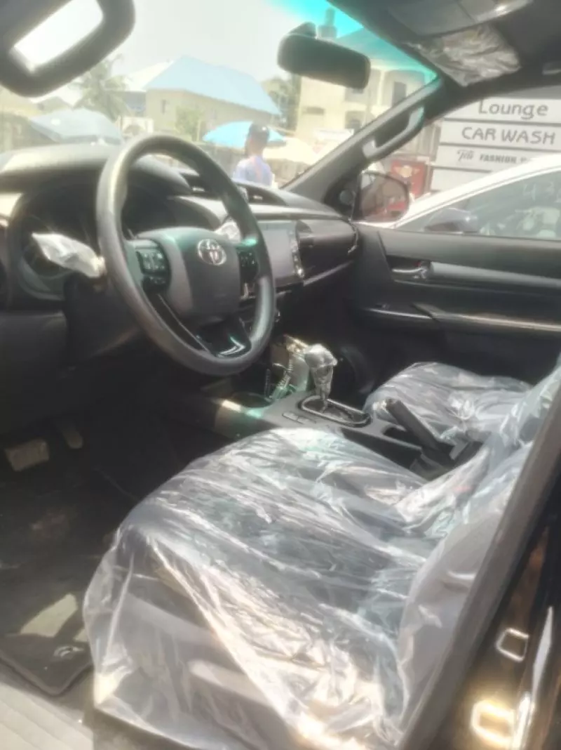 Toyota Hilux - 2022