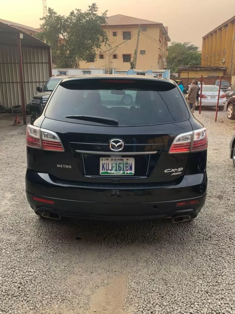 Mazda CX-9   - 2011