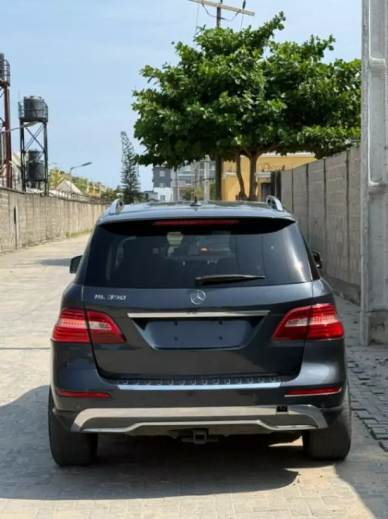 Mercedes-Benz ML-Class   - 2015