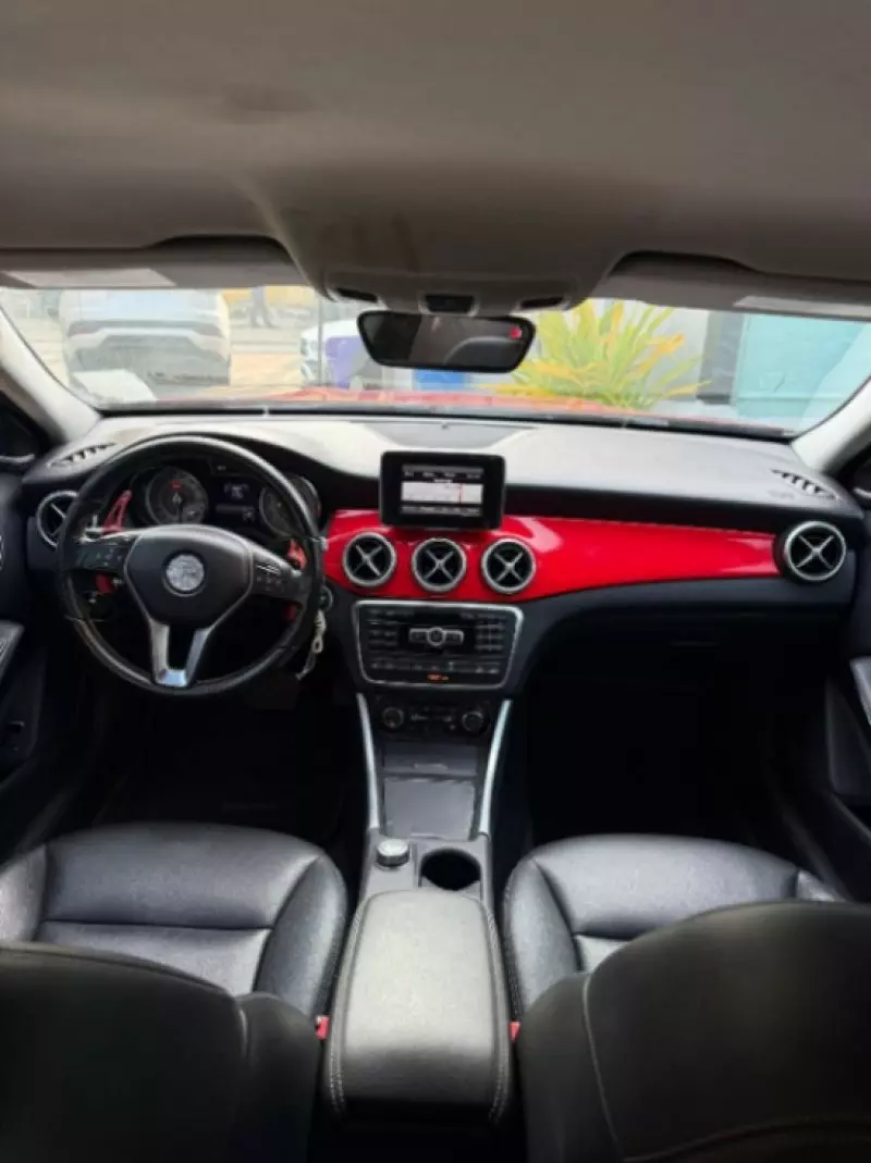 Mercedes-Benz CLA 250   - 2015