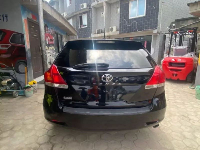 Toyota Venza   - 2012