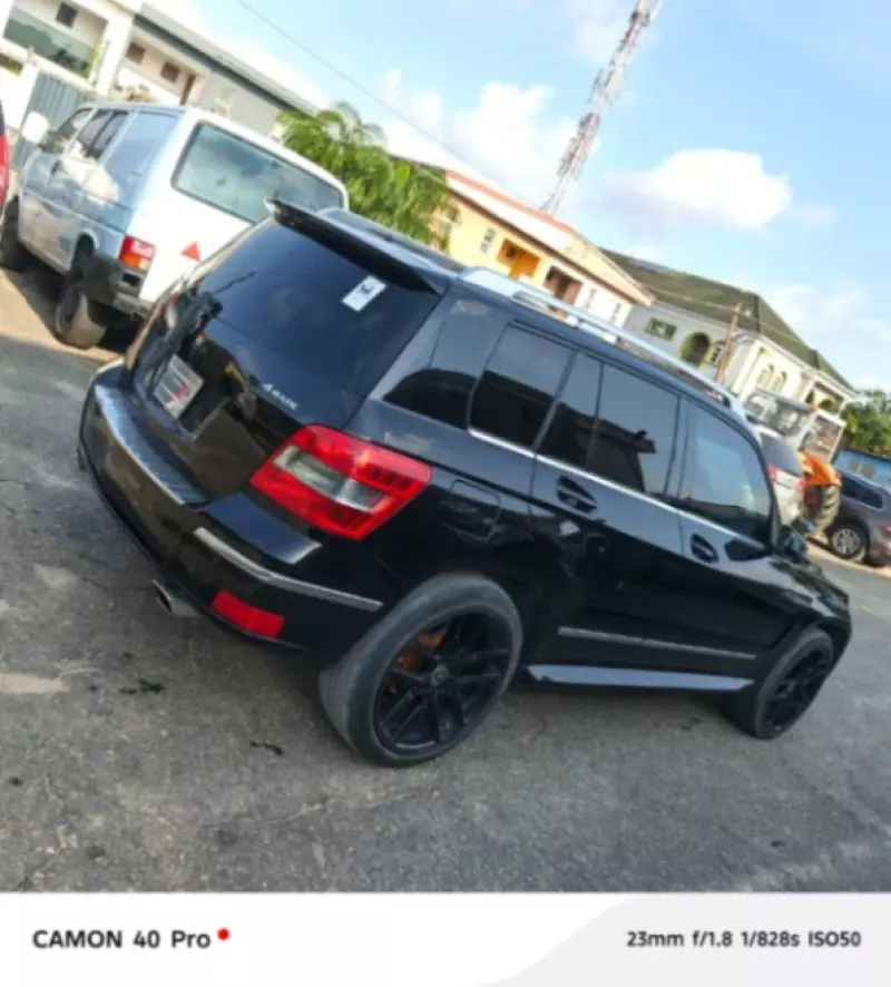 Mercedes-Benz GLK 350   - 2010