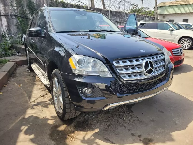 Mercedes-Benz ML 350   - 2010