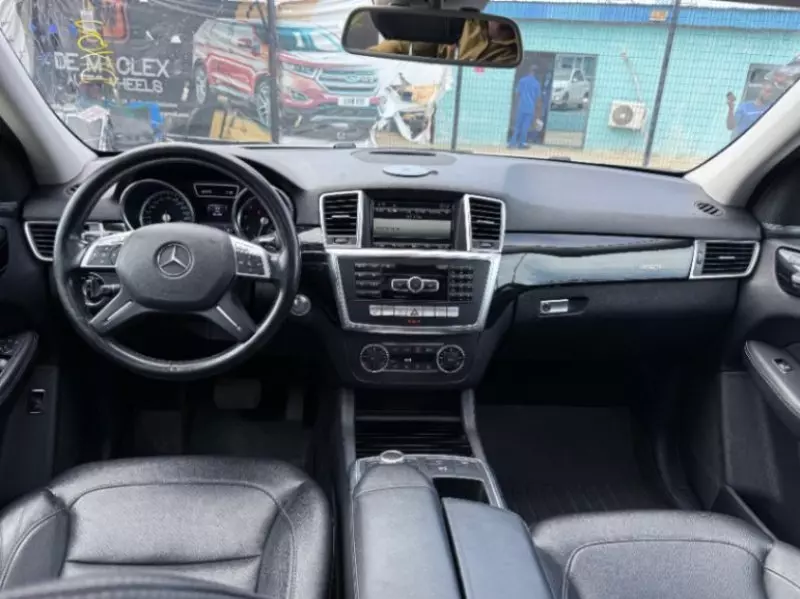 Mercedes-Benz ML 350   - 2014