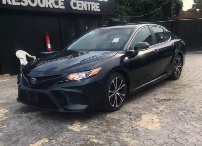Toyota Camry   - 2019